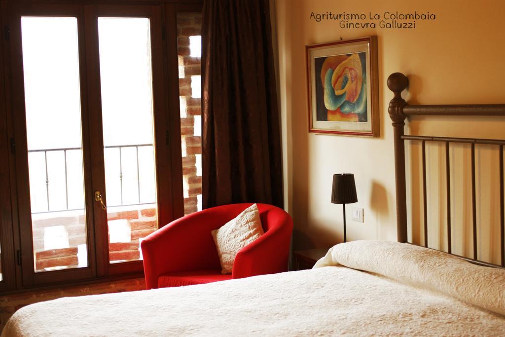 Вилла Agriturismo La Colombaia Виккьо Номер фото